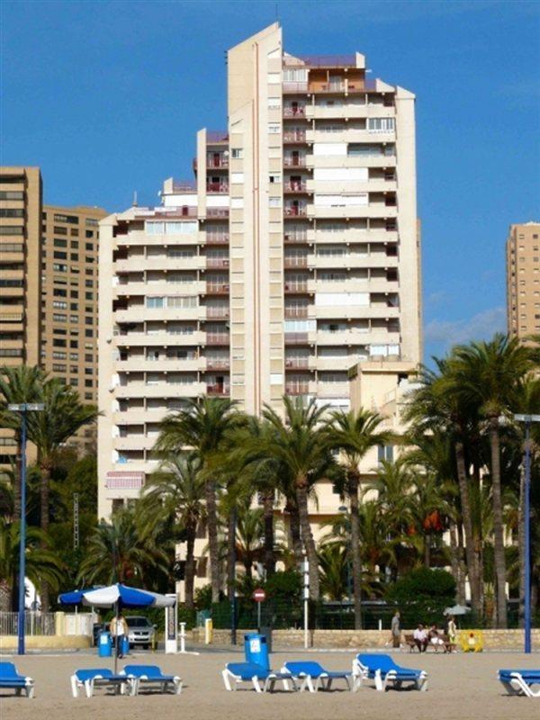 Apartamentos El Faro By Mc Benidorm Exterior photo